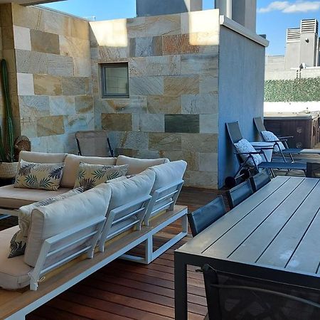 Atico De Lujo Con Jacuzzi Climatizado En Terraza Leilighet Elche Eksteriør bilde