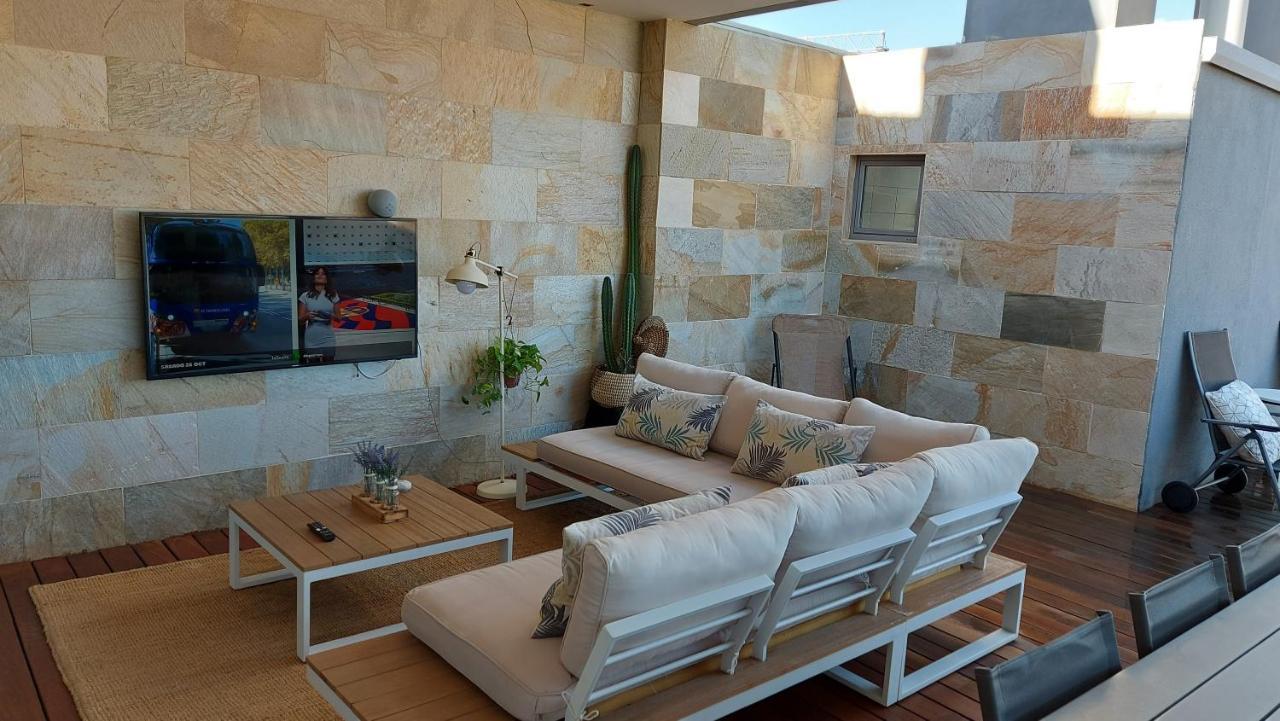 Atico De Lujo Con Jacuzzi Climatizado En Terraza Leilighet Elche Eksteriør bilde