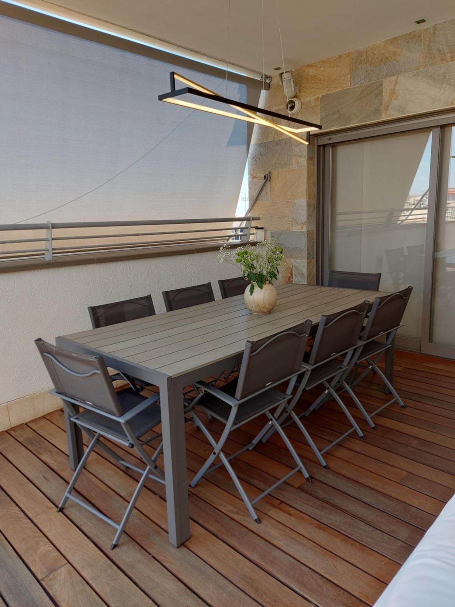 Atico De Lujo Con Jacuzzi Climatizado En Terraza Leilighet Elche Eksteriør bilde